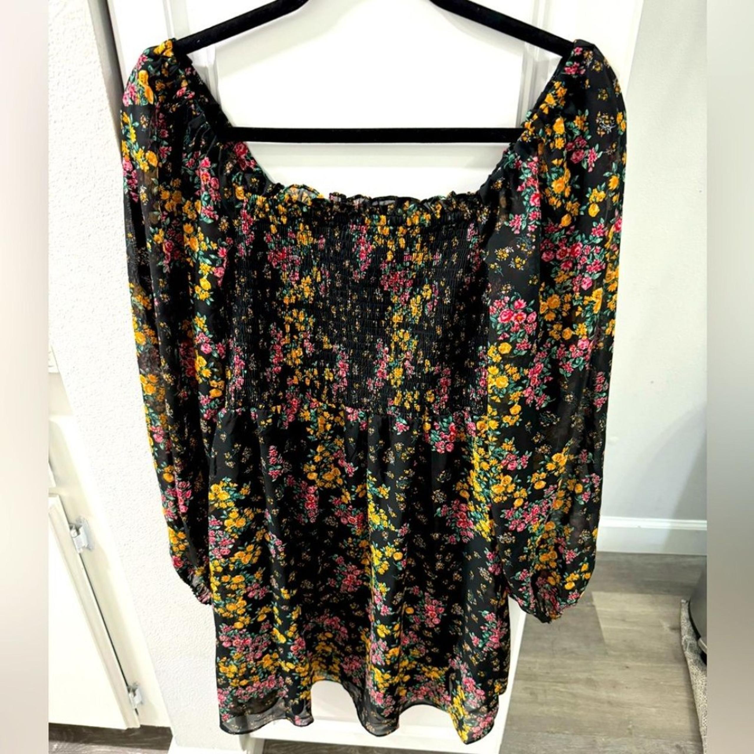 BCBG Paris Vintage women's babydoll long sleeve dress floral yellow black Small
