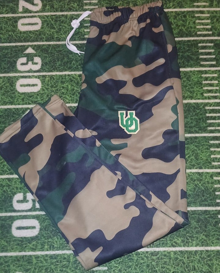 Oregon Ducks Men's Army Camo Dri Fit Poly Performance Joggers Sweatpants..produc