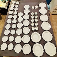 54-Piece Mikasa L5542 Midnight Dinnerware Set – Black Band White Rings