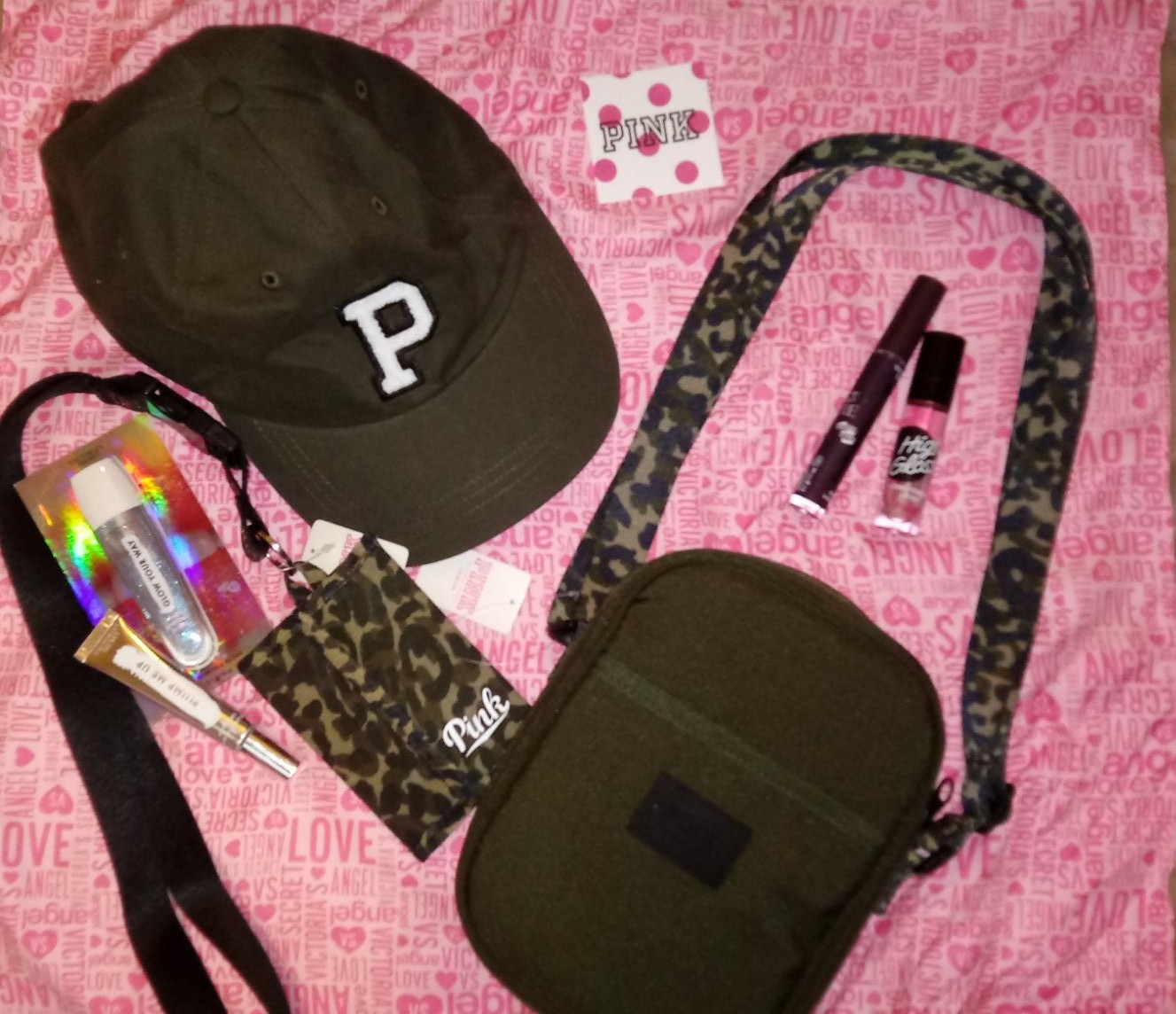 PINK VS Matching Hat/Accessories NEW