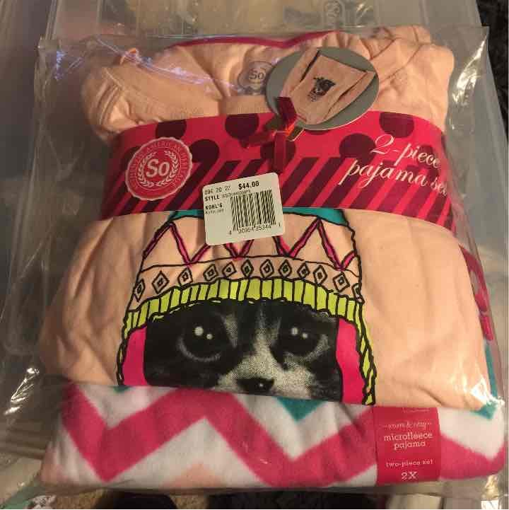 SO PAJAMA SET