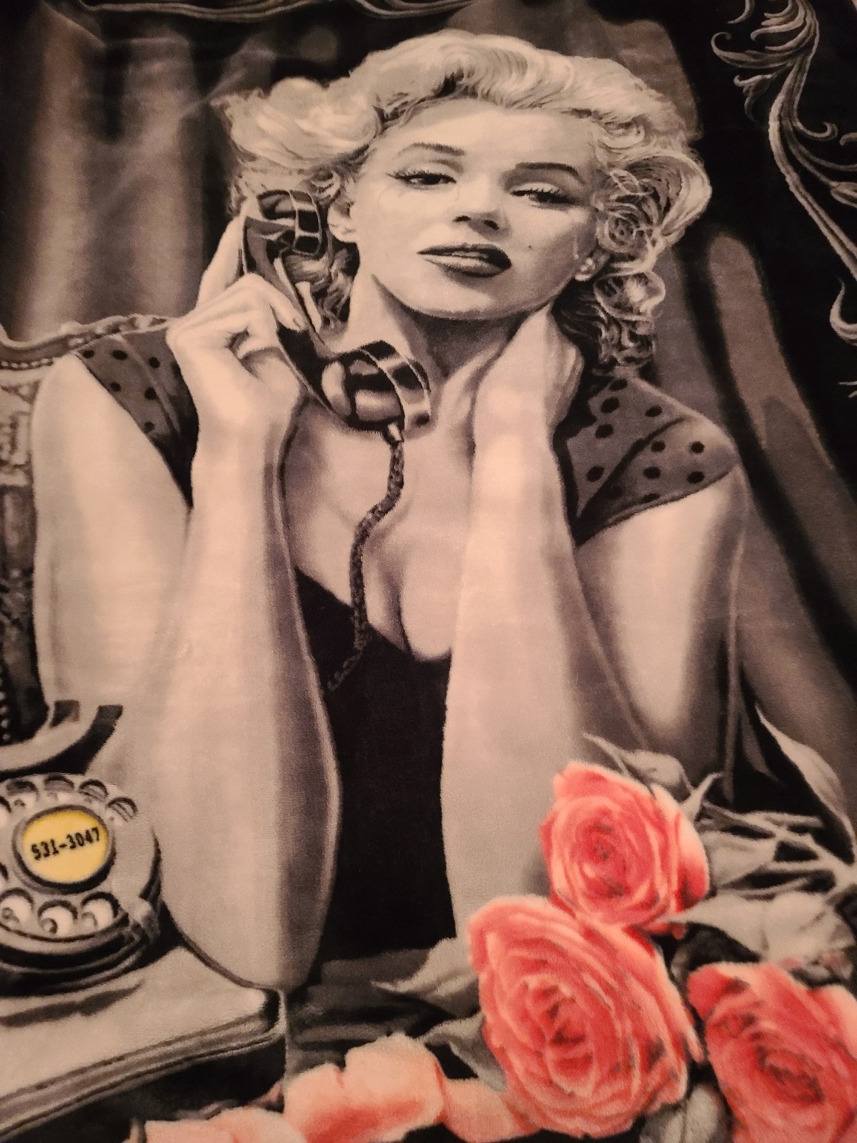 Marilyn monroe blanket