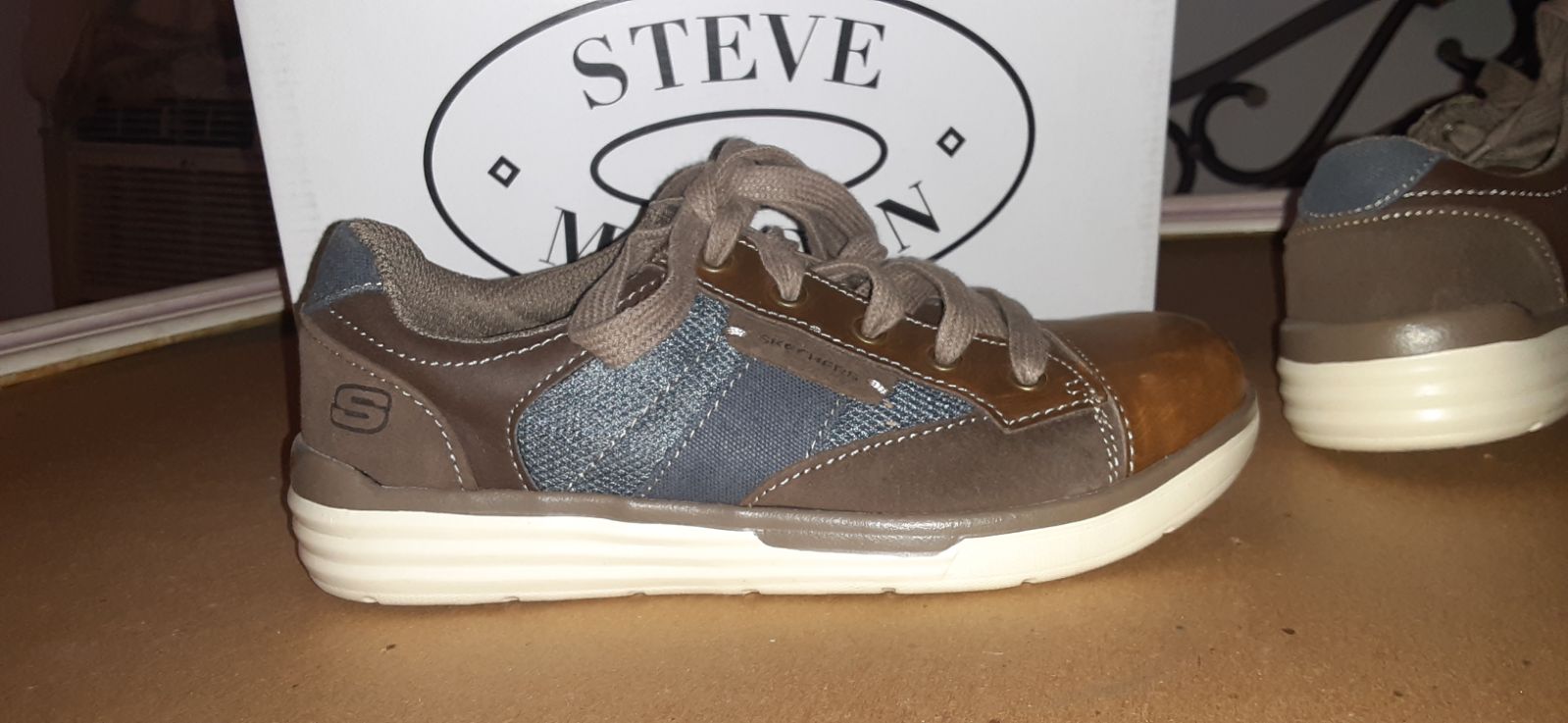 Steve Madden sneakers