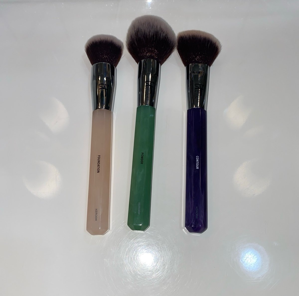 It cosmetics gem collection makeup brushes set