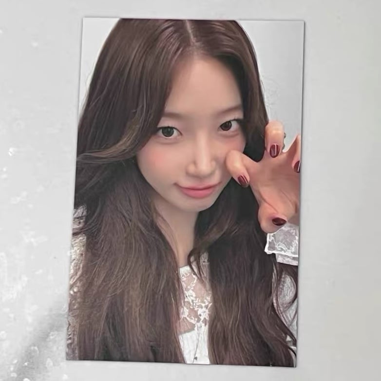 Le Sserafim Kazuha 2025 Tour Hong Kong Zone Photocard