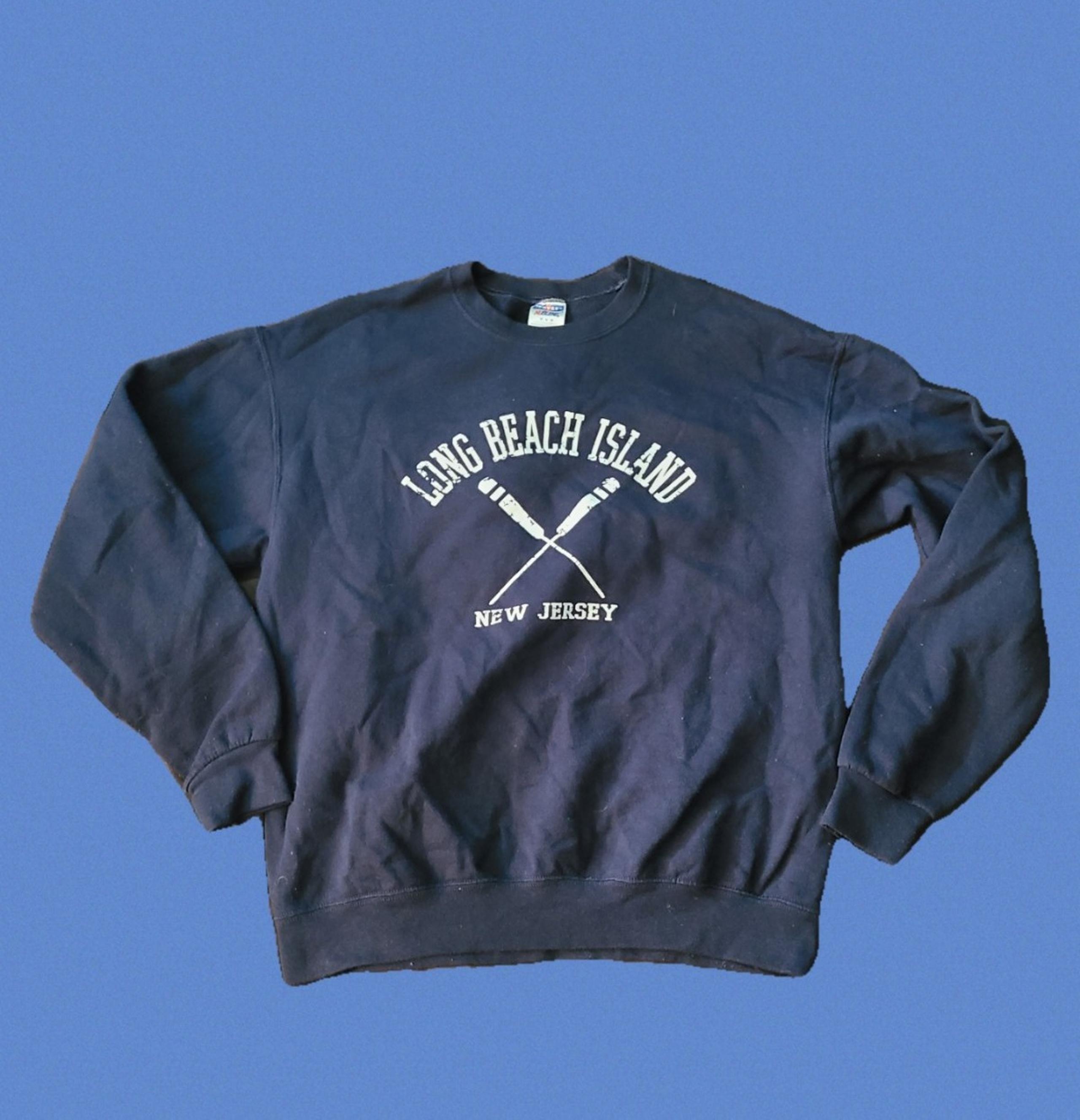 Long Beach Island New Jersey Navy Blue Crewneck Medium