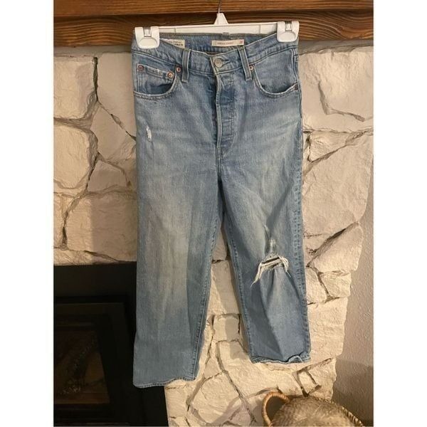 Levi's Womens Distressed Ribcage Straight Jeans Blue Denim Light Wash Size 26