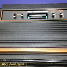 Vintage Atari 2600 With 16 Games