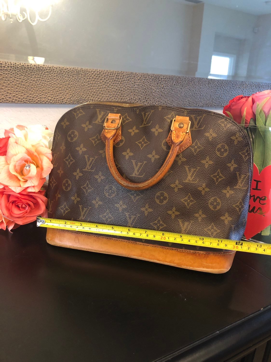 Louis Vuitton Alma