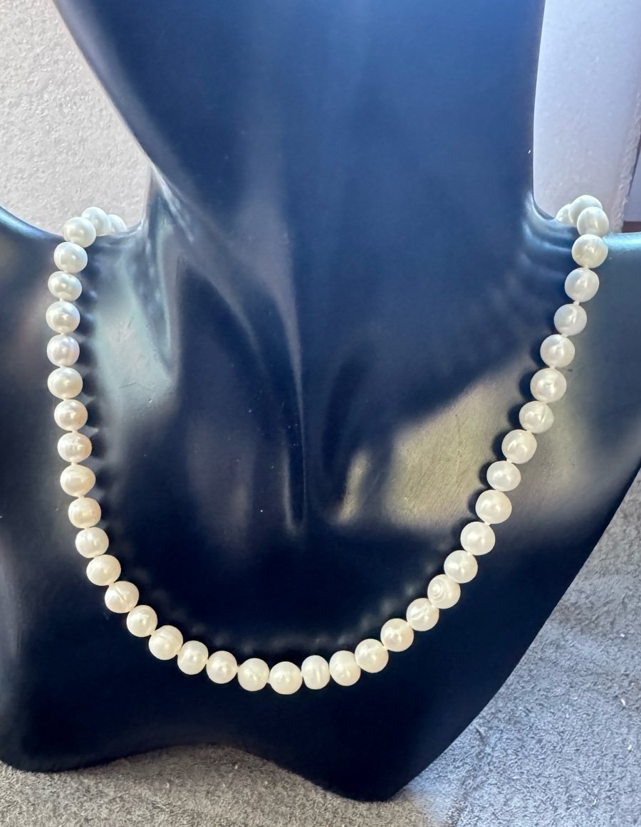 baroque pearl necklaces