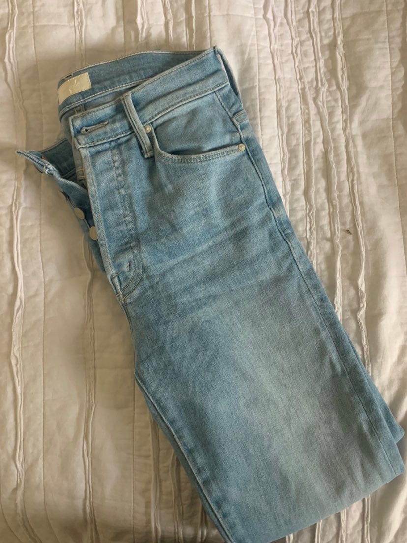 The Stunner Frayed Ankle Skinny Jeans MOTHER brand new- fits like a 26