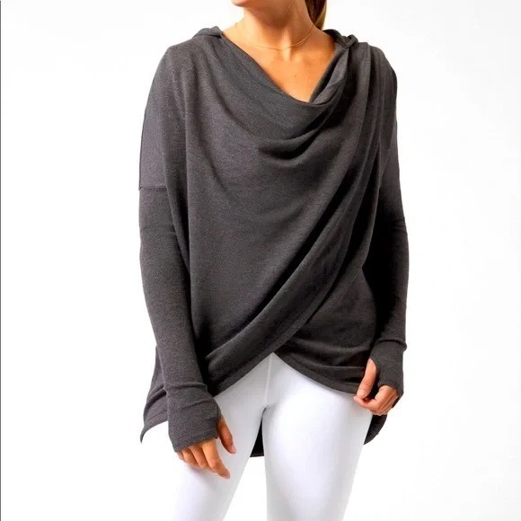 Athleta Purana Wrap Sweatshirt in Charcoal Size Medium