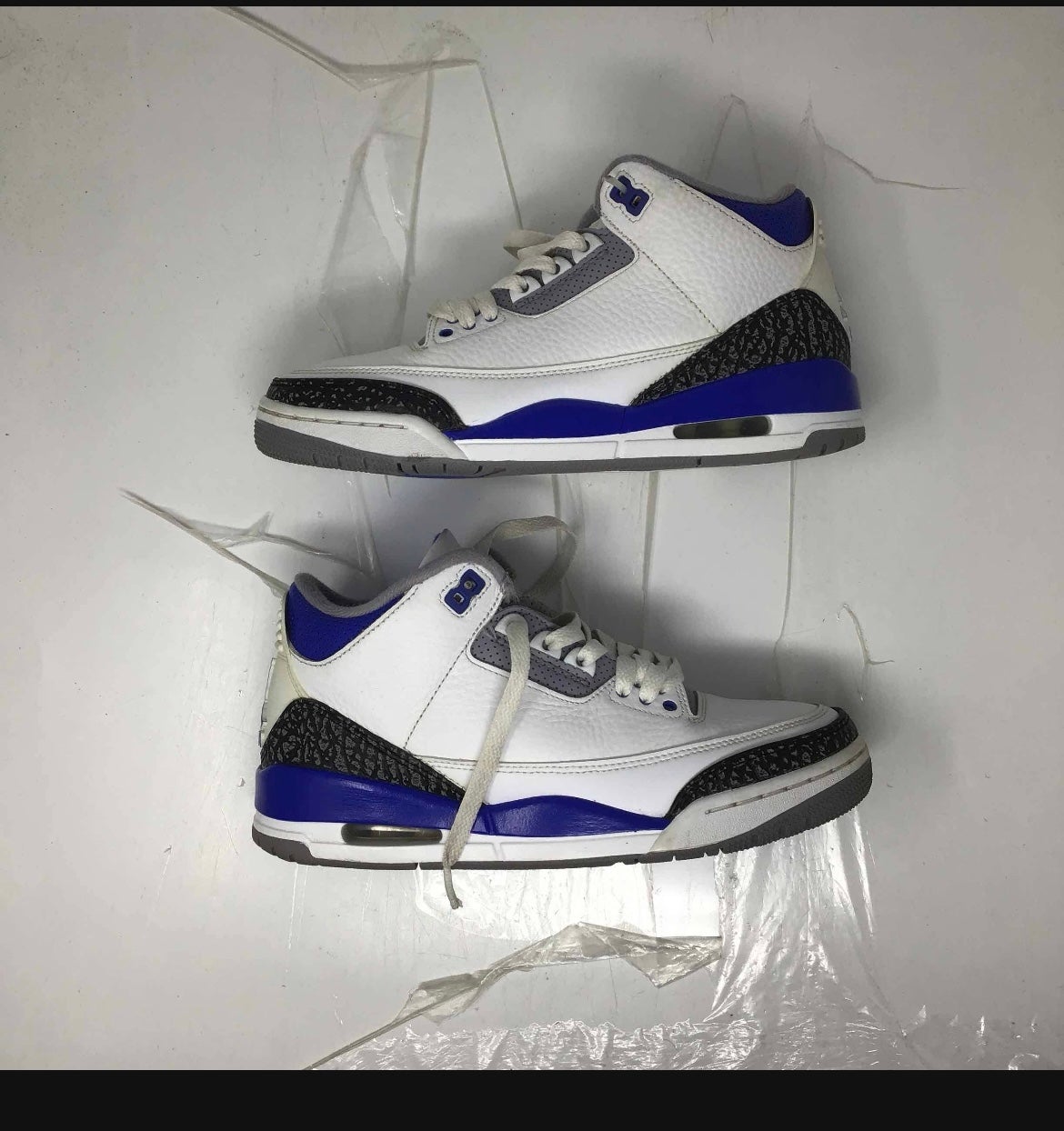 Jordans 3s size 7