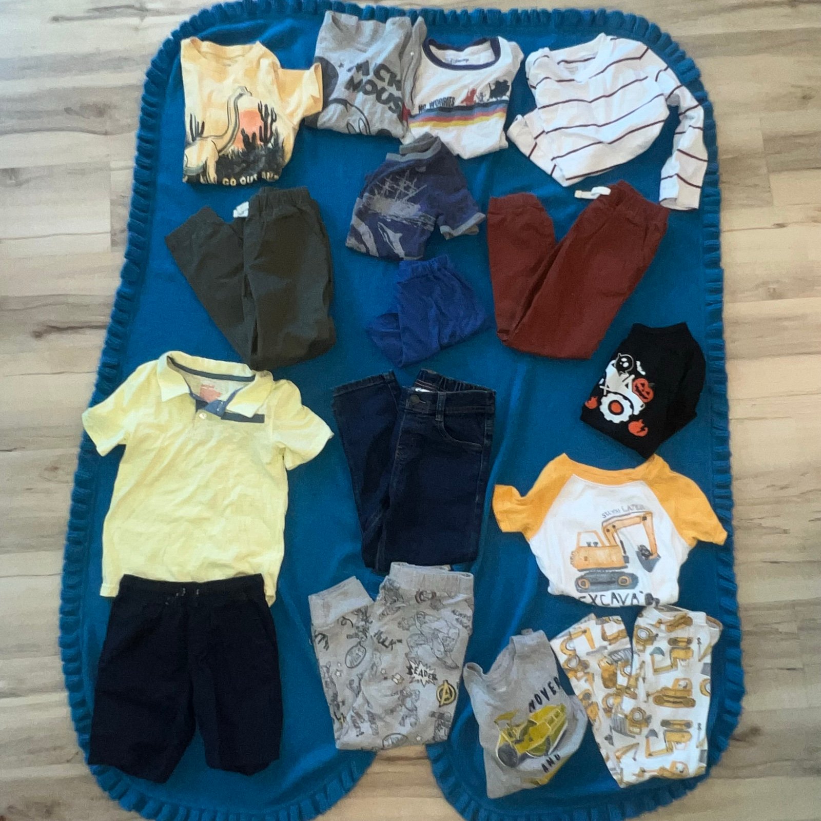 Boys 5t Clothing Lot
