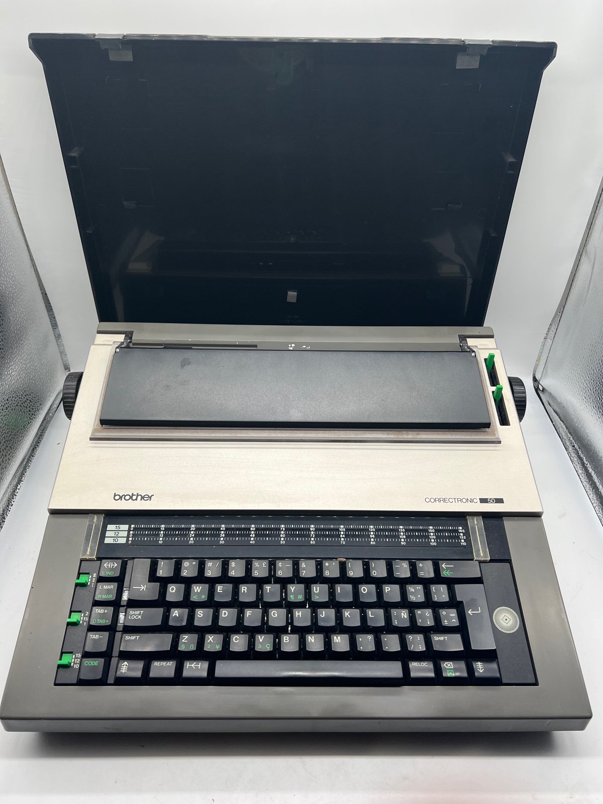 Vintage Brother CE-50 Correctronic 50xl Daisy Wheel Electronic Typewriter