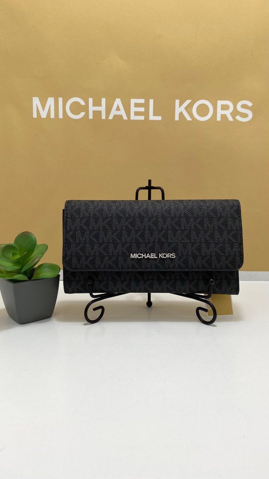 Michael Kors wallet trifold