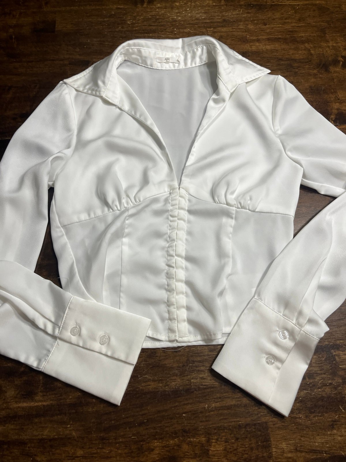 Nia Yara Top size small
