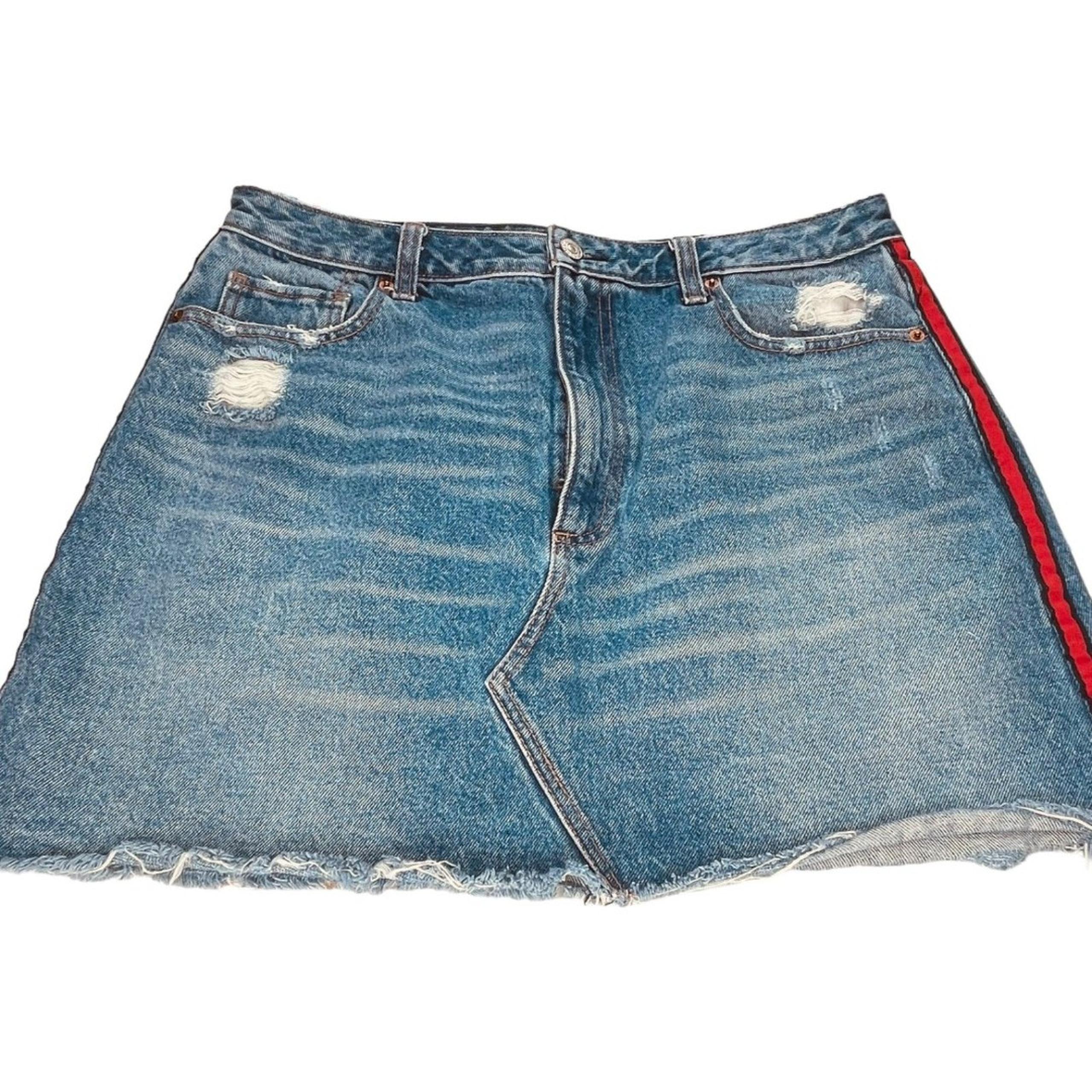 Abercrombie & Fitch Women's Medium Wash Distressed Denim Skirt