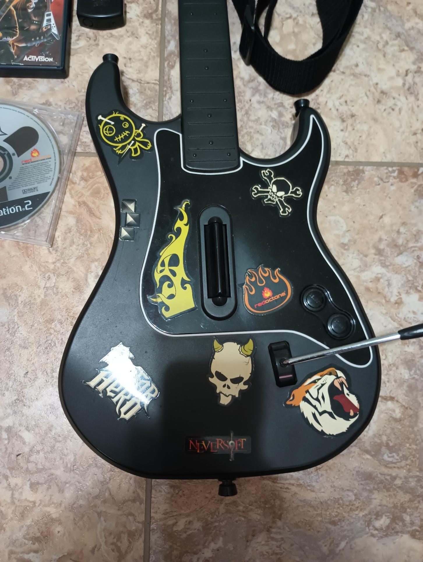 Guitar Hero Kramer Striker PS2 Wireless Guitar With Dongle & Guitar Hero 2 And 3