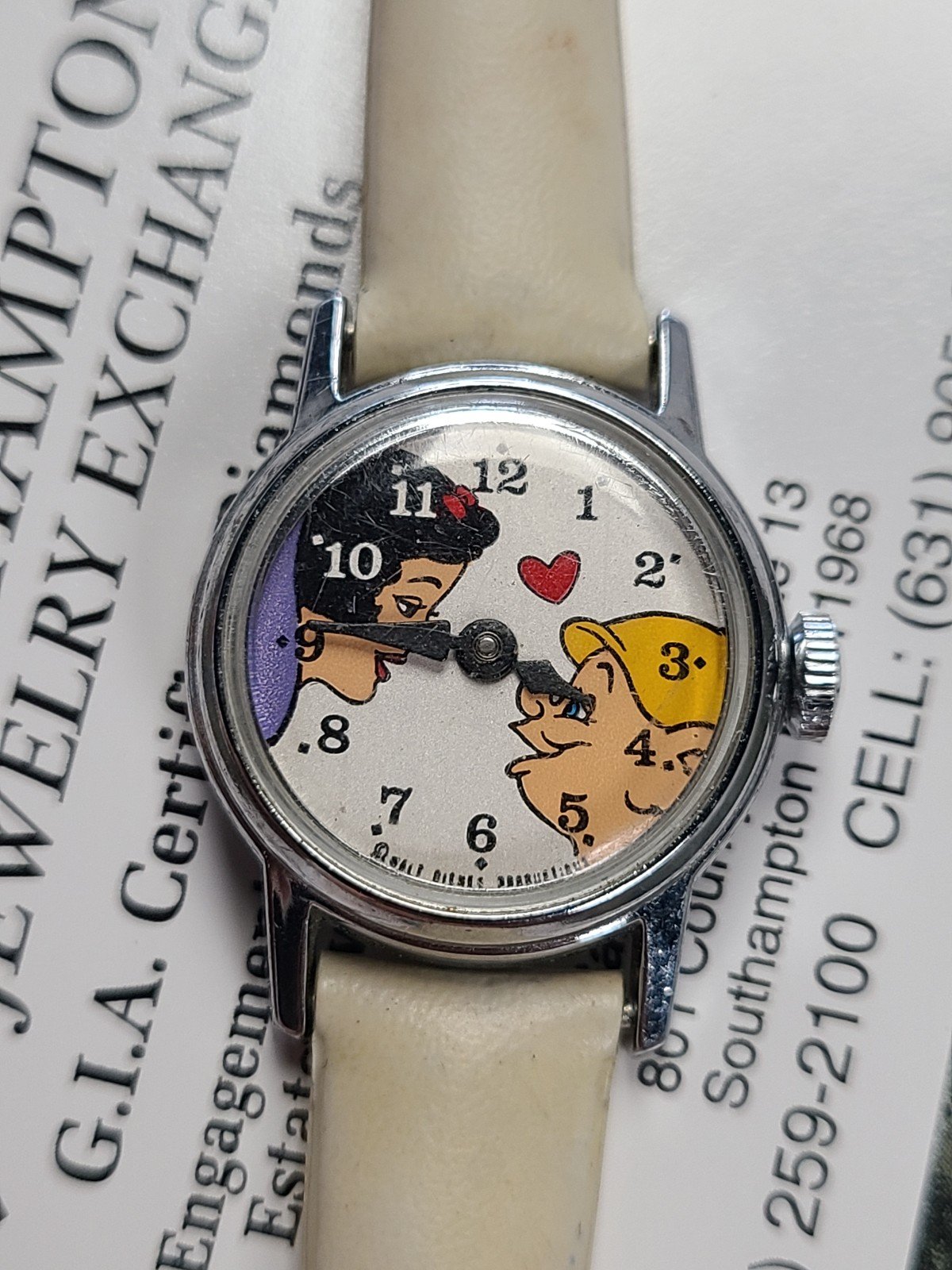 Walt Disney Productions Snow White & Dwarf wind watch all original keeps time
