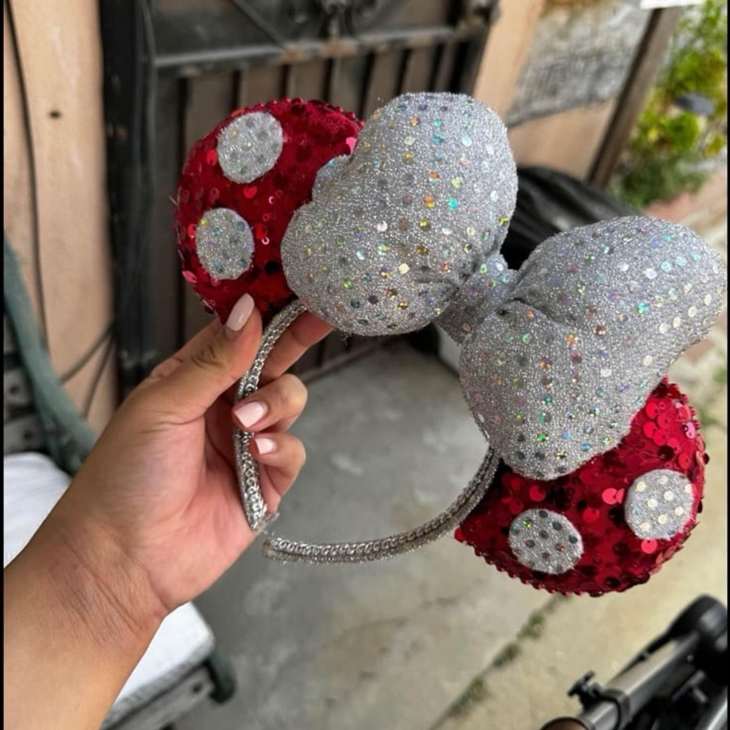 Disney minnie ears