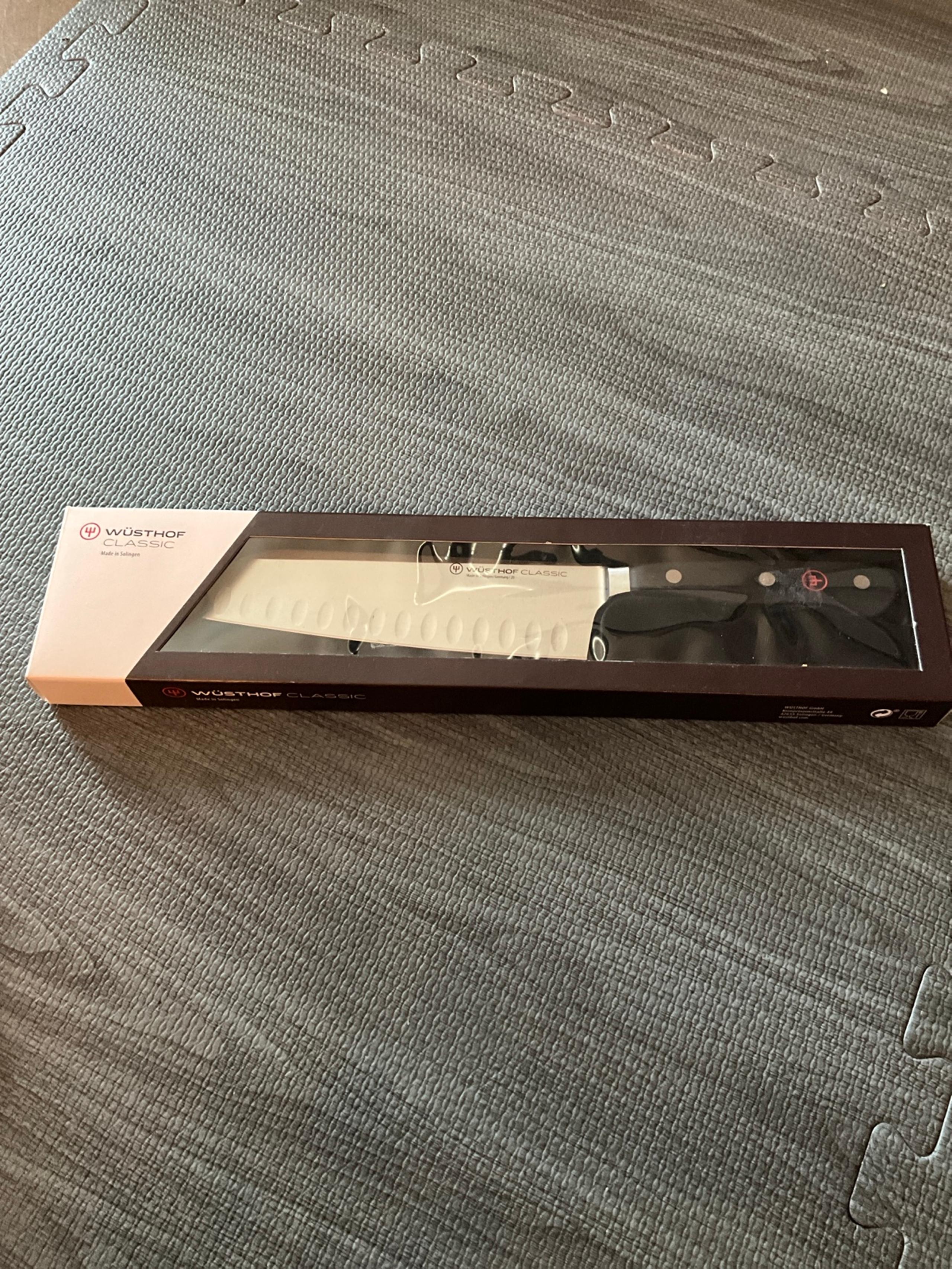 Wusthof Classic 7" Hollow Edge Santoku Knife - 1040131317-New