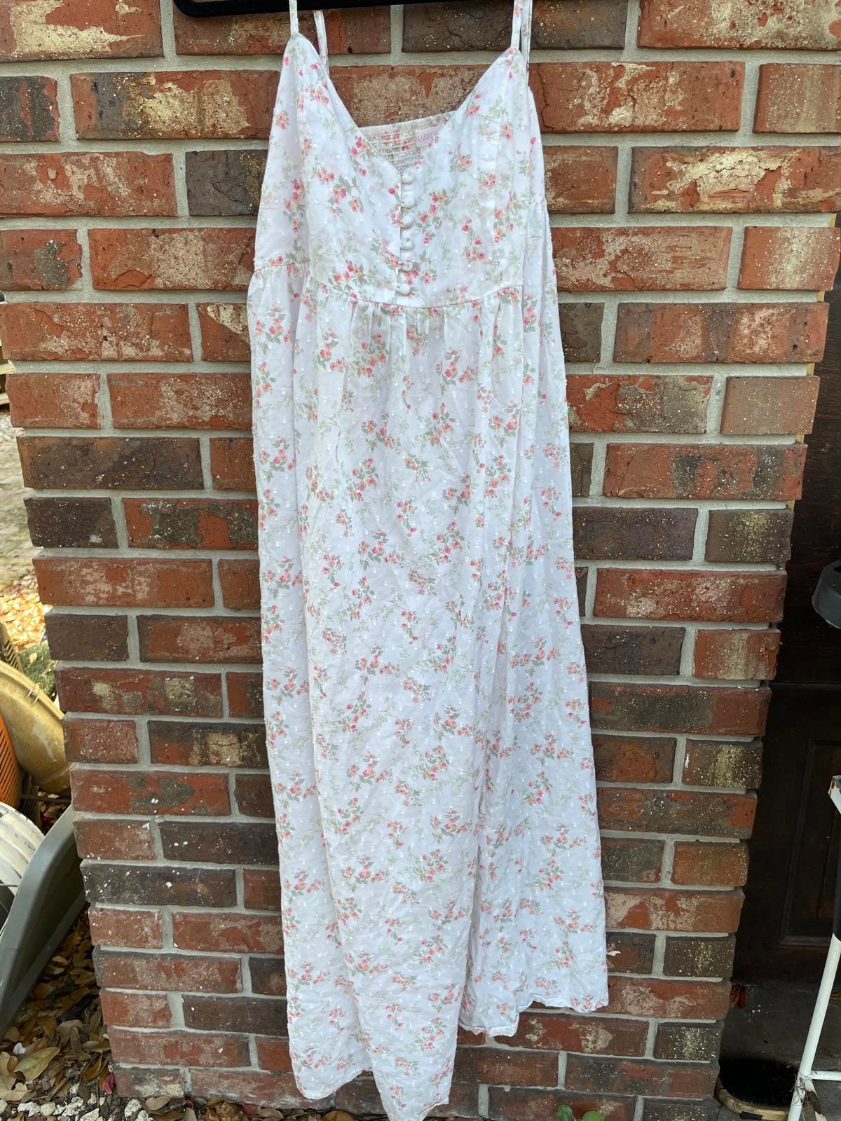 Shabby Chic nightgown large floral sleeveless