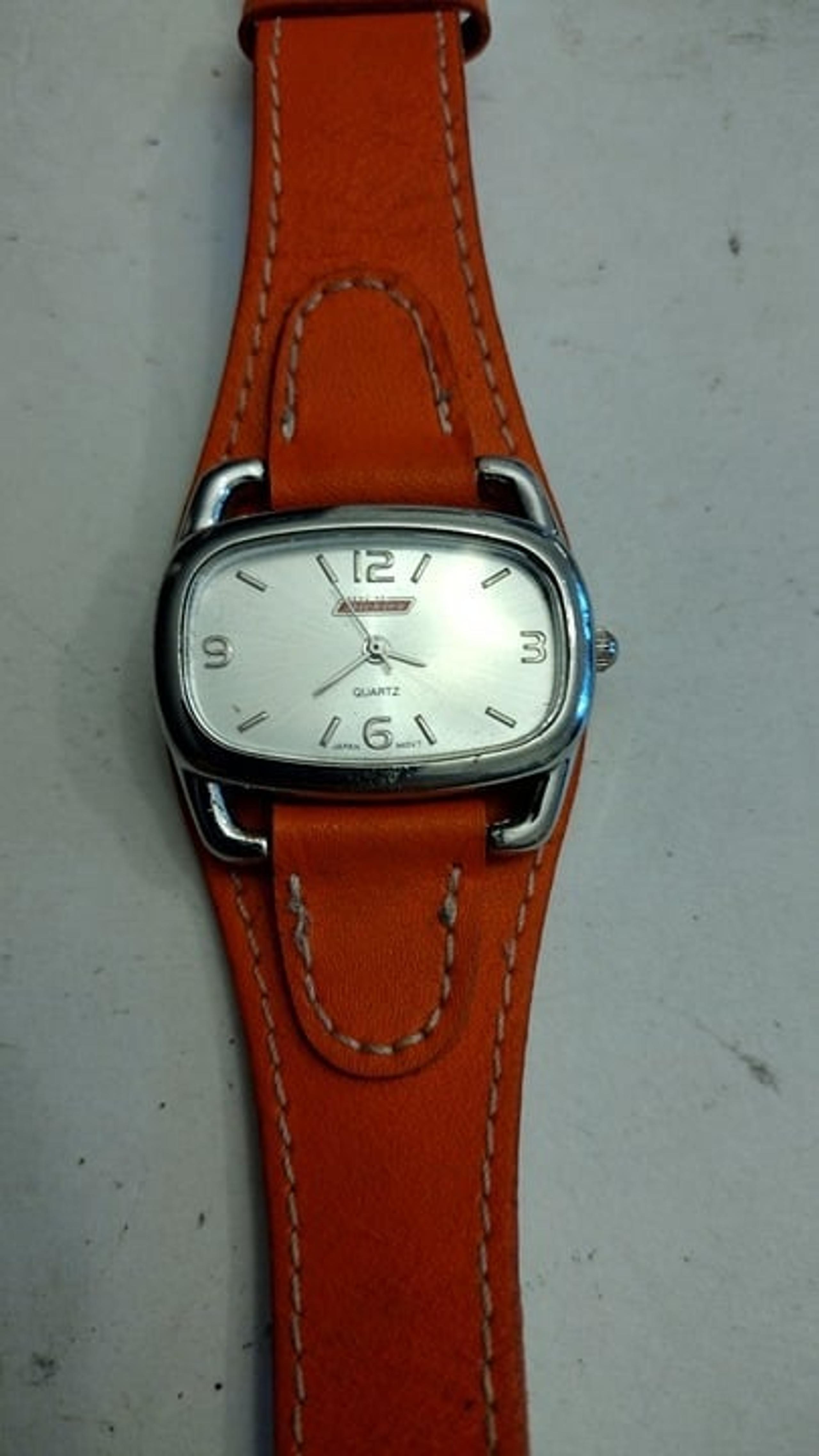 Working Vintage Women's Genuine Dickies Quartz Watch