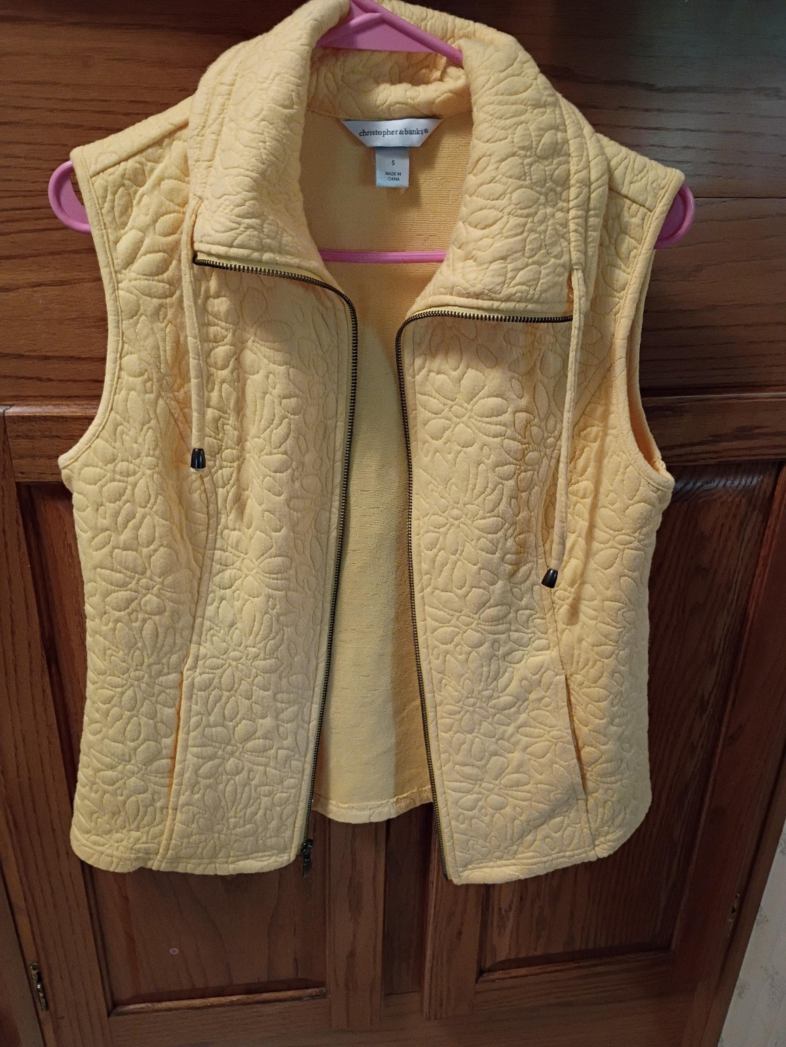 Christopher Banks size small vest