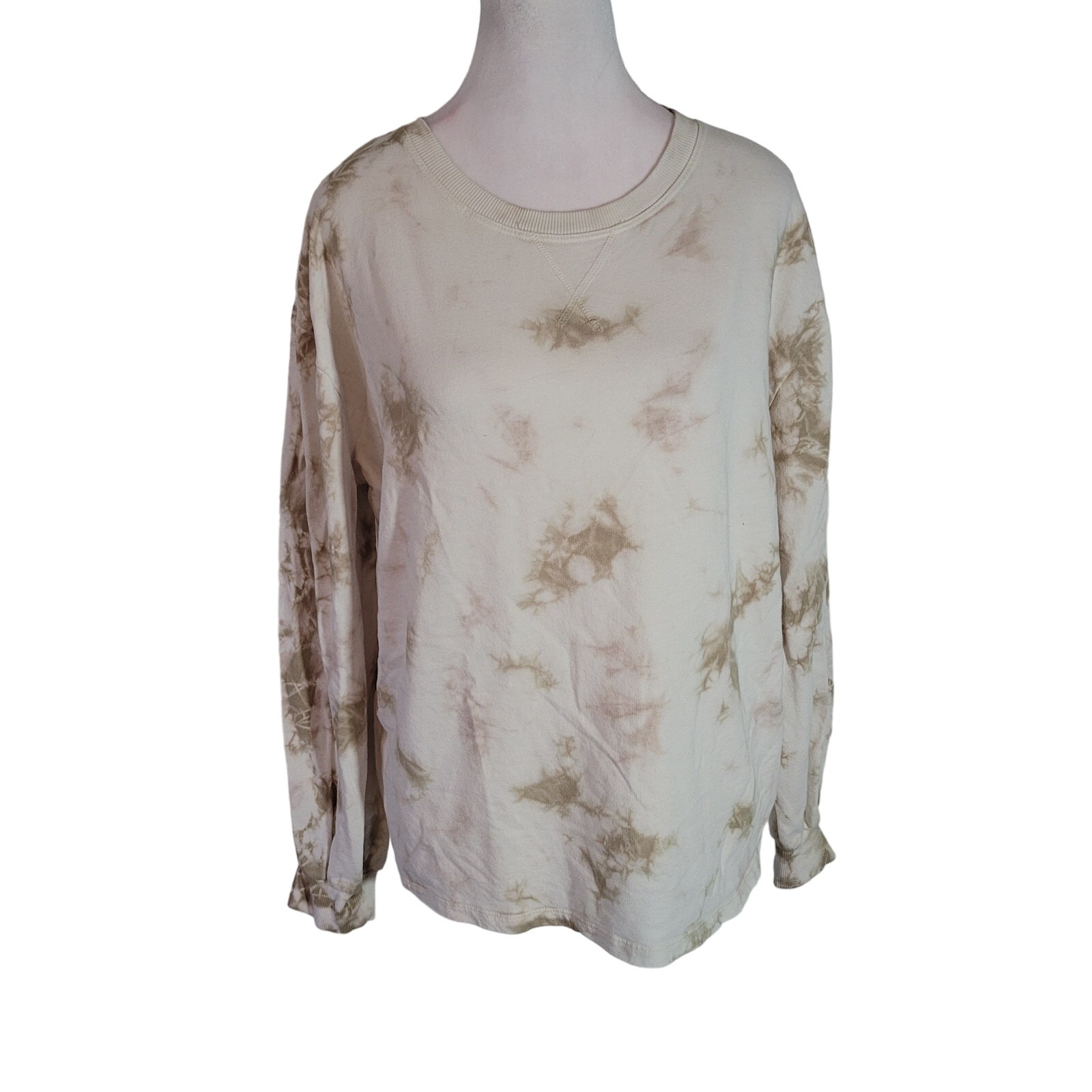 C&C California Size M Taupe Neutrals Tie Dye T-Shirt Top Long Sleeve Crewneck