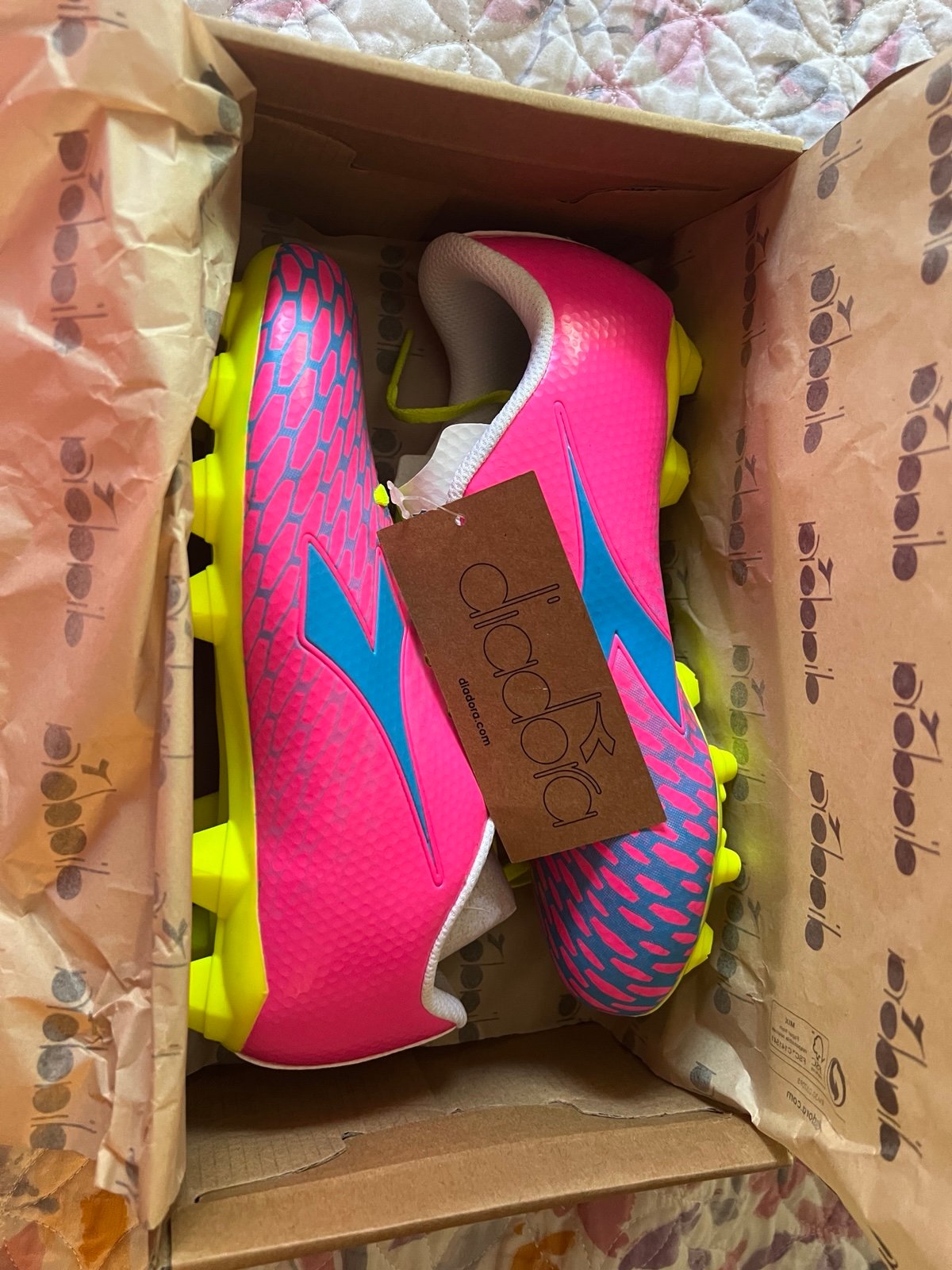 Diadora Soccer Cleats Size 7 Women