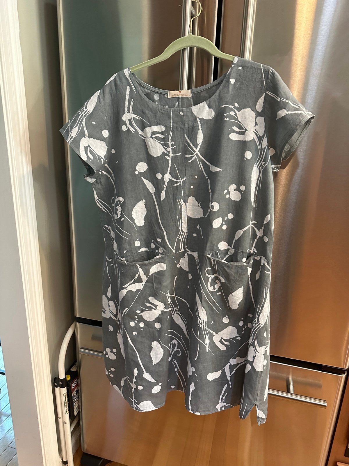 Lansdownunder brand dress