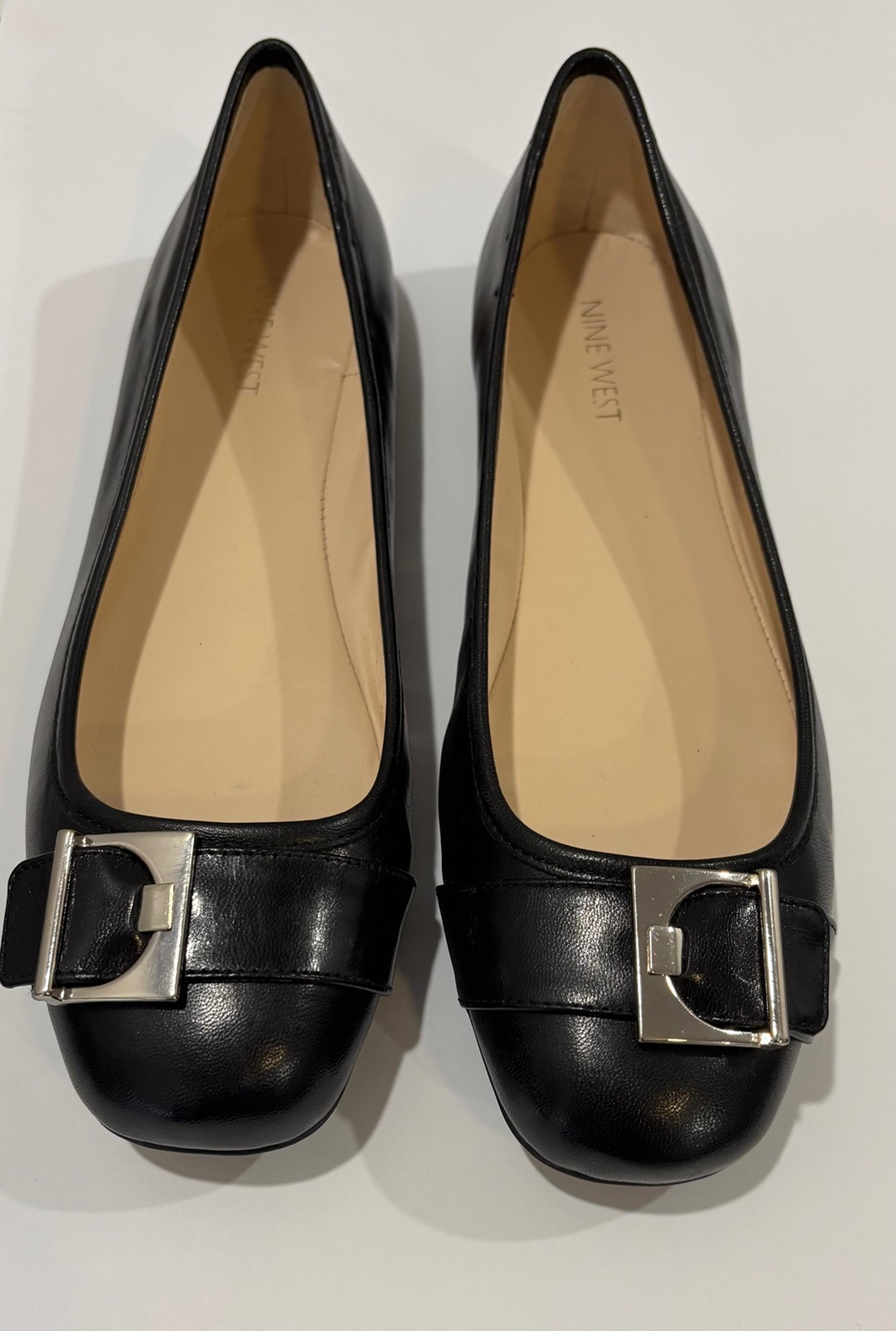 New Womens Nine West Black Flats Size 8 1/2 M.