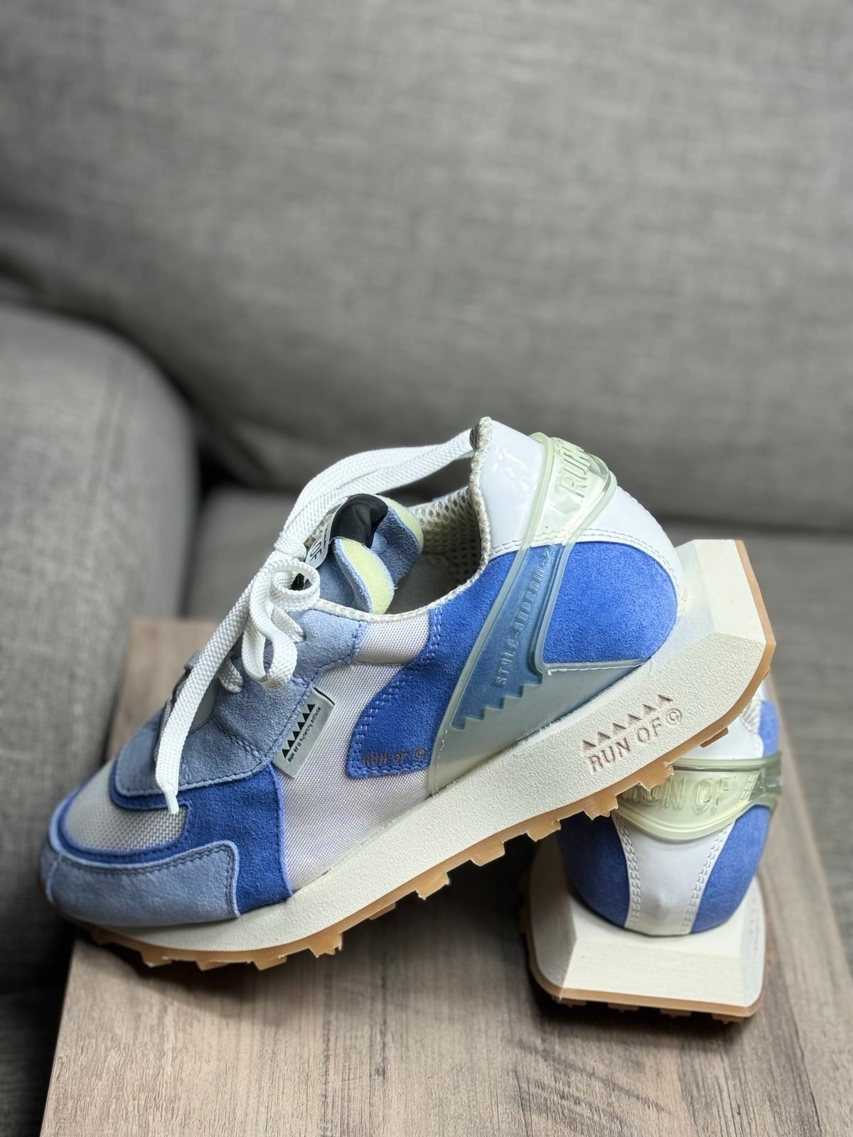 Run Of Mango Women Italian Sneaker 39 EU: MRSP 450