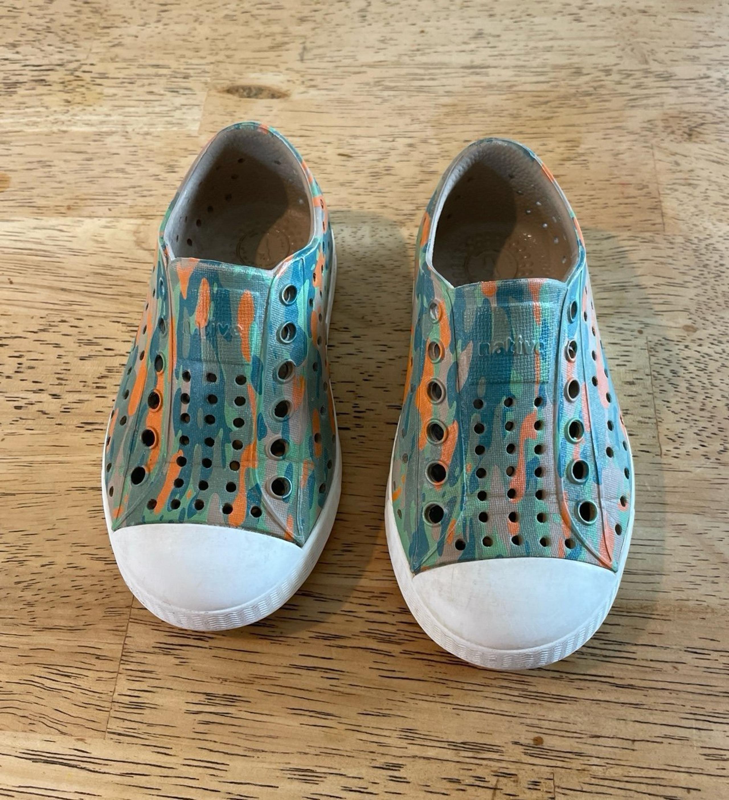 Native size 7 .