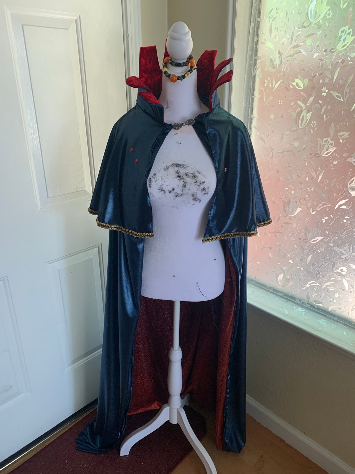 Stolas Helluva Boss cape