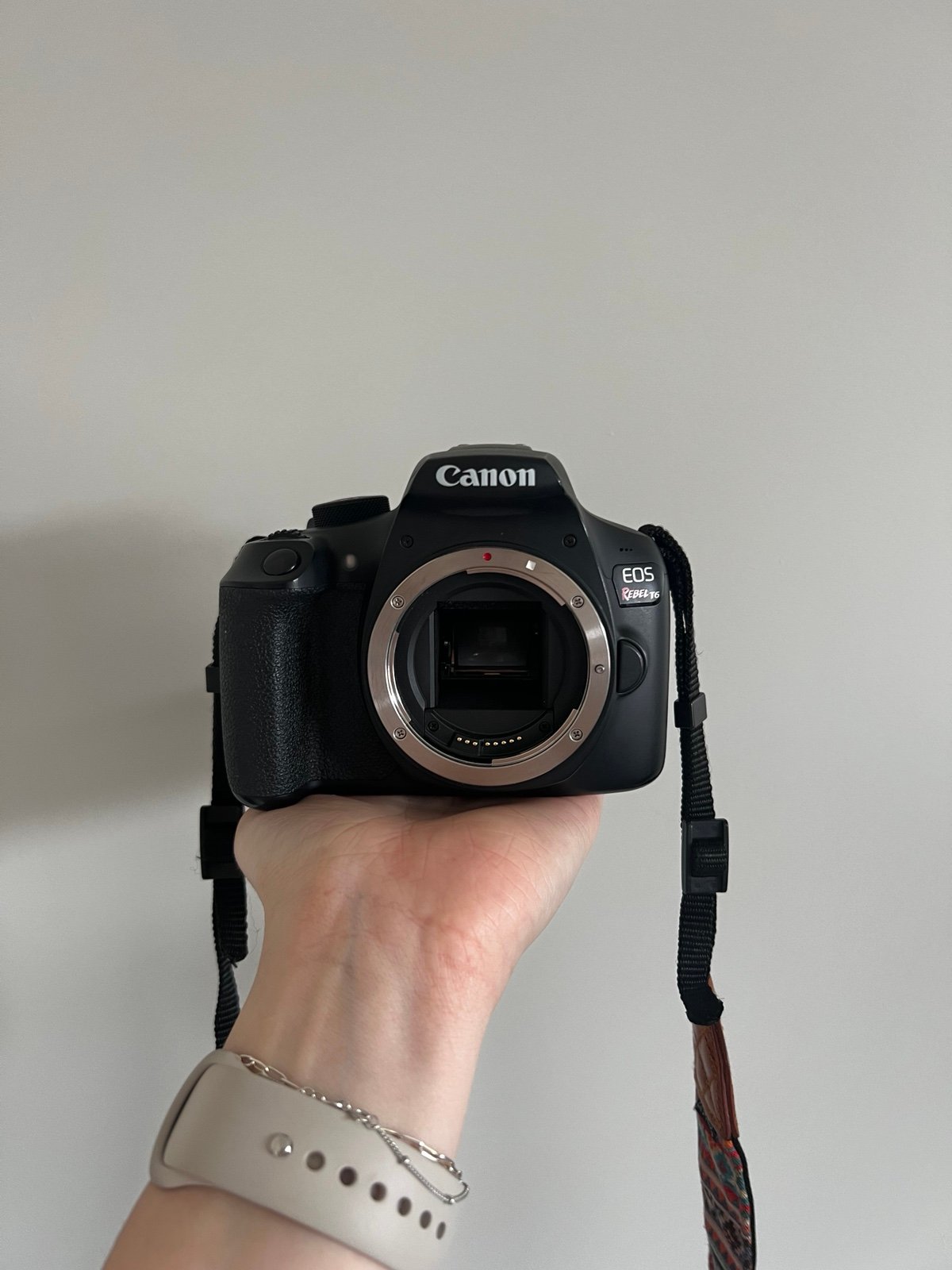 Canon eos rebel t6i digital camera bundle