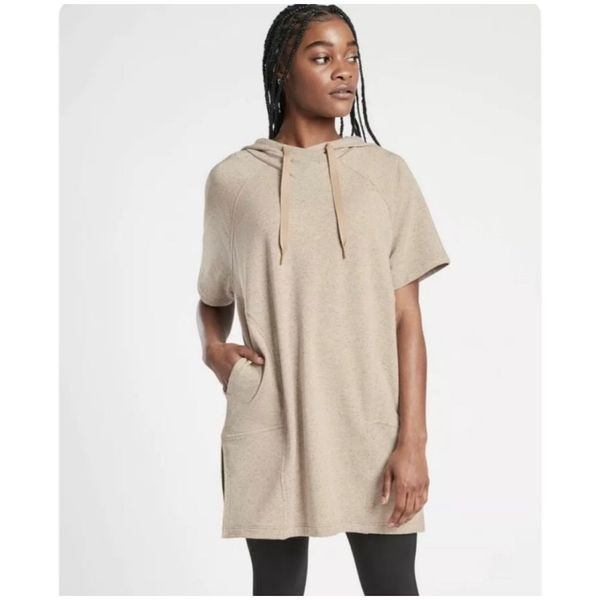 NWOT ATHLETA Cabana Nep Tunic Short Sleeve Beach Hoodie Shadow Olive Size Small
