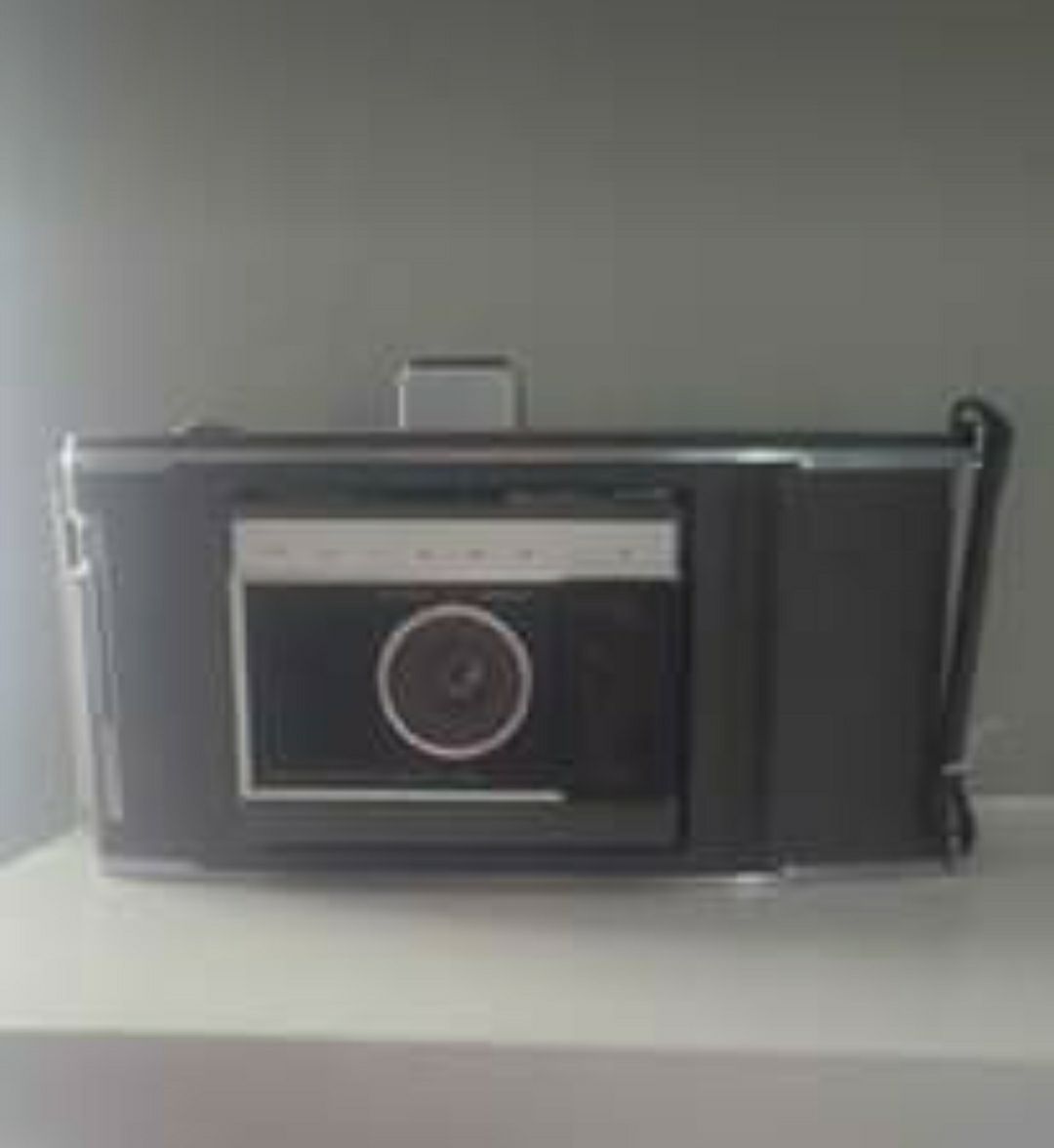 Vintage Polaroid j66