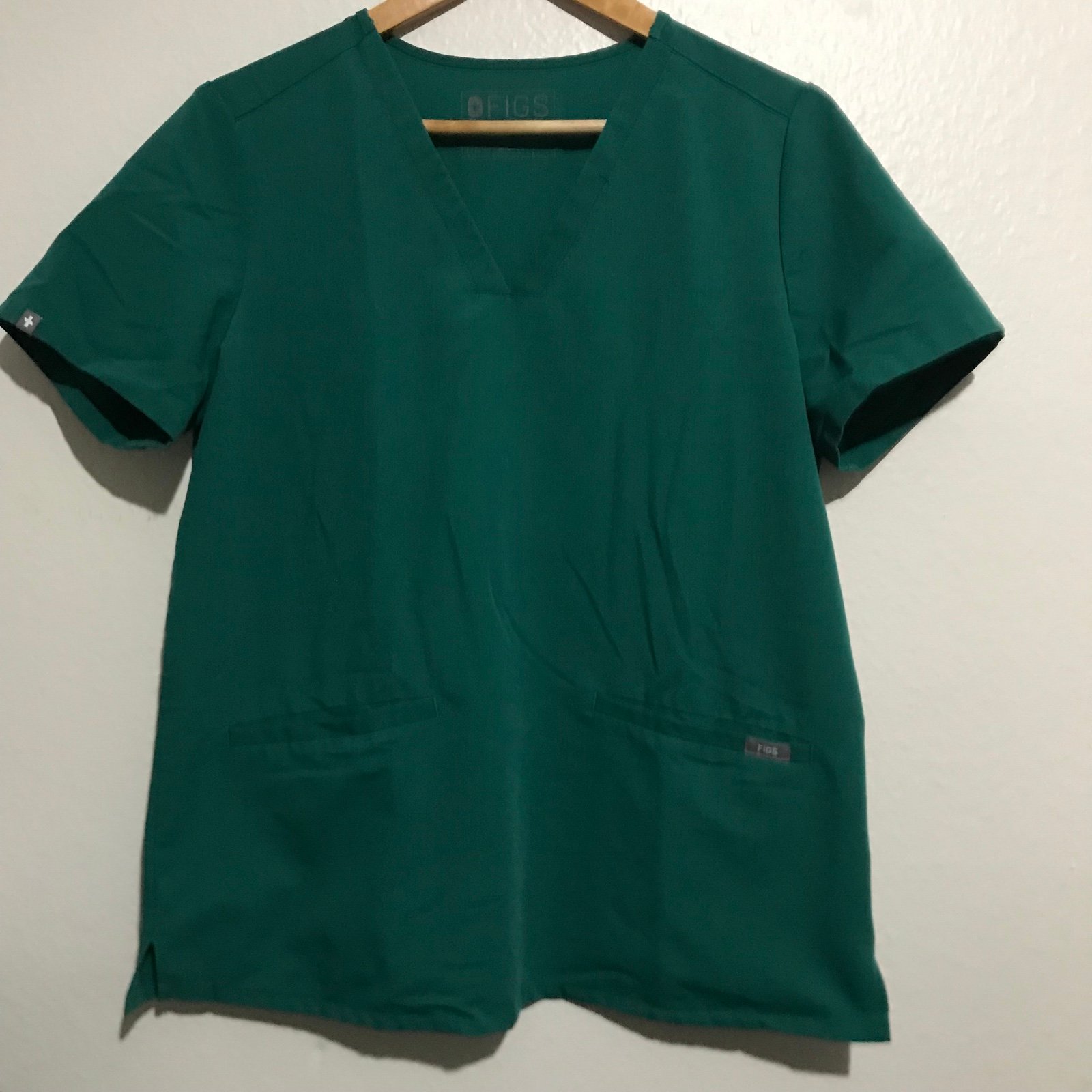 Women’s FIGS Casma Three-Pocket Scrub Top Green #1328 Size Medium