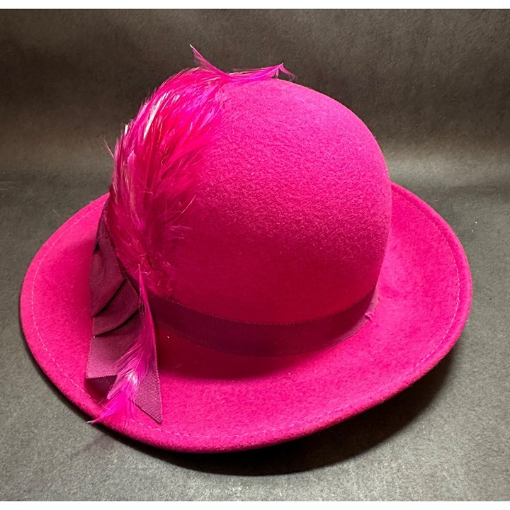 Vintage Bollman Doeskin Felt 100% Wool Pink Fedora Hat Feather Detail Made USA