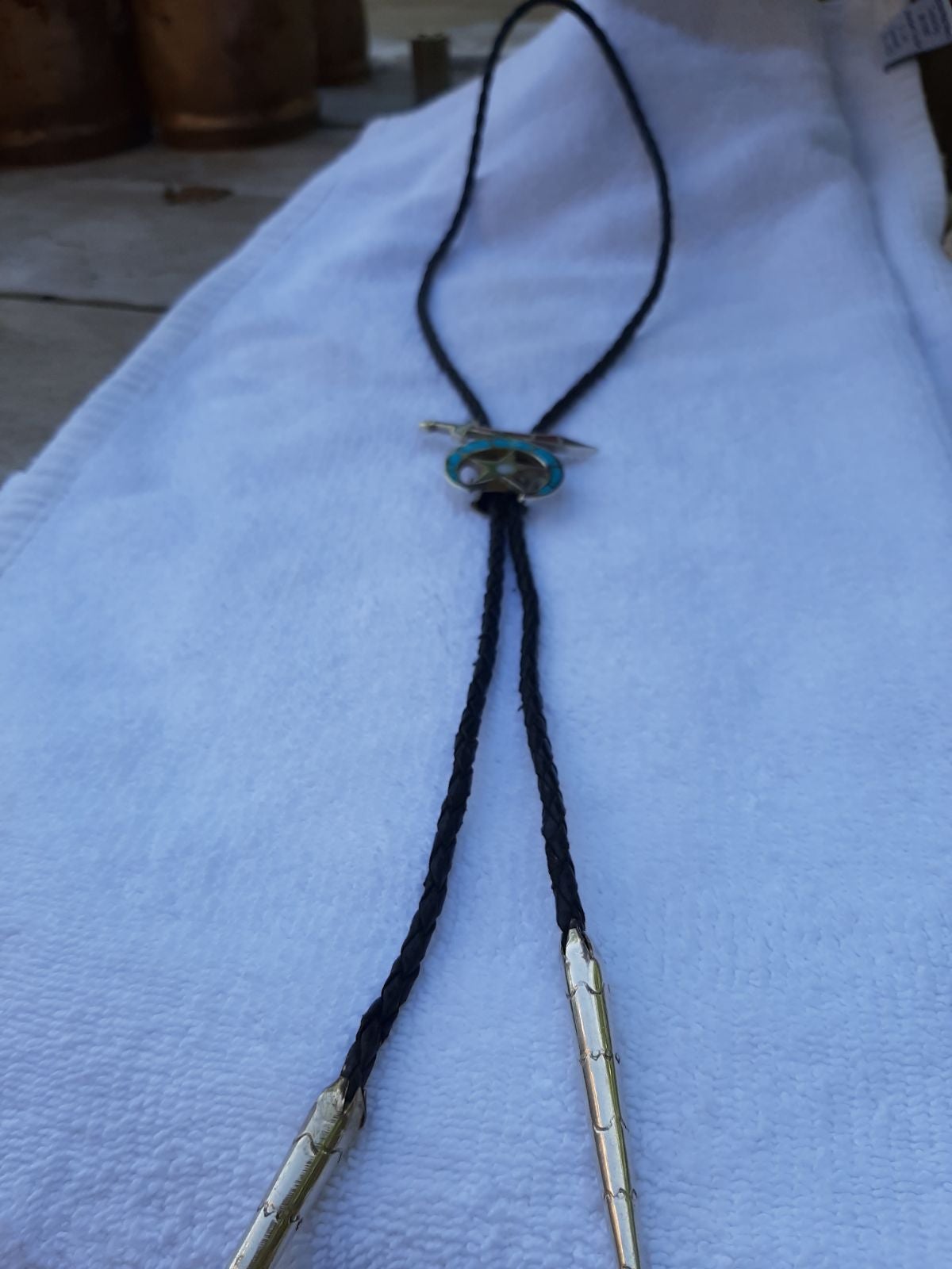 bolo tie
