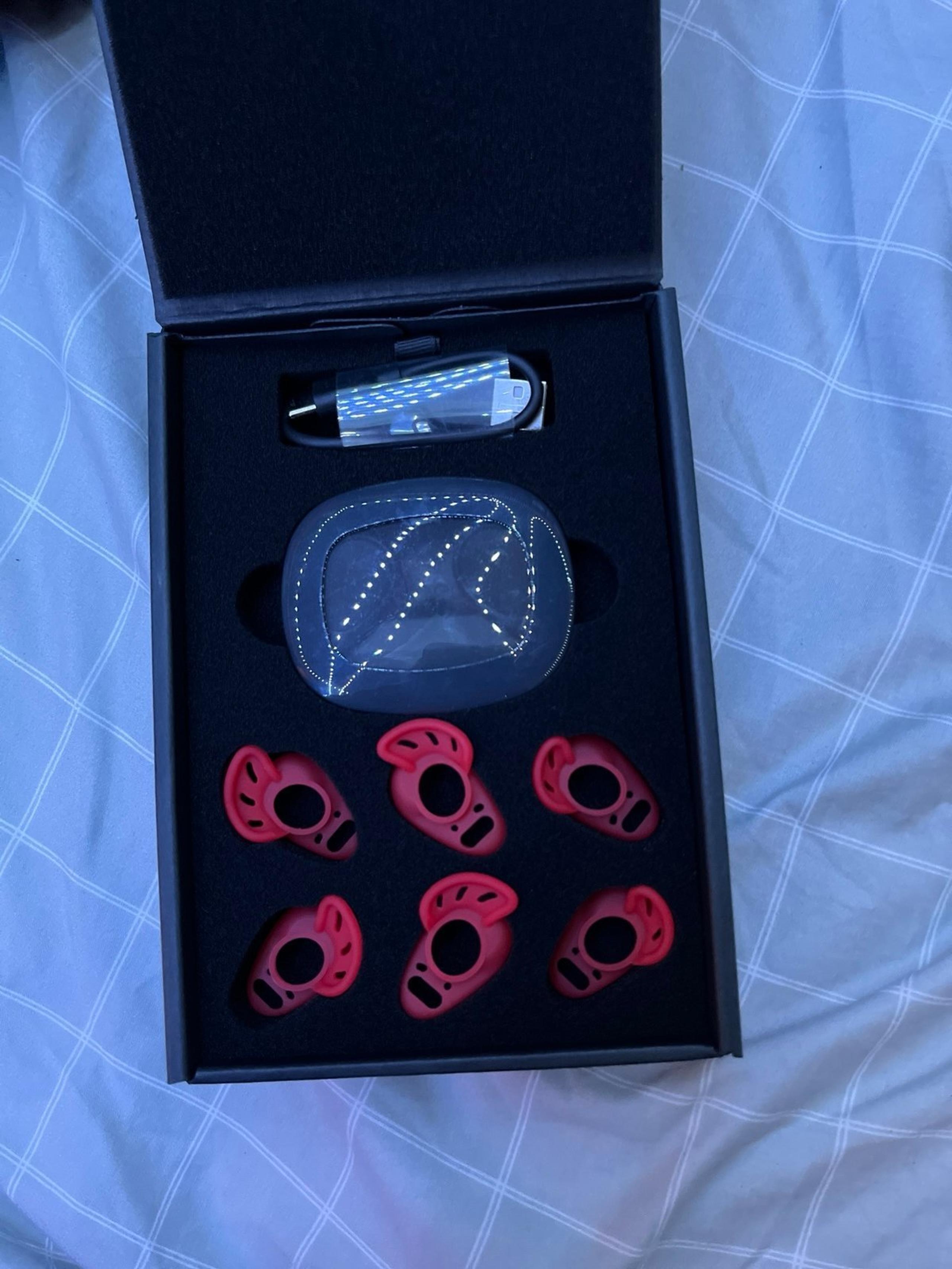 bluetooth earbuds and under armour jacket and message if wanted