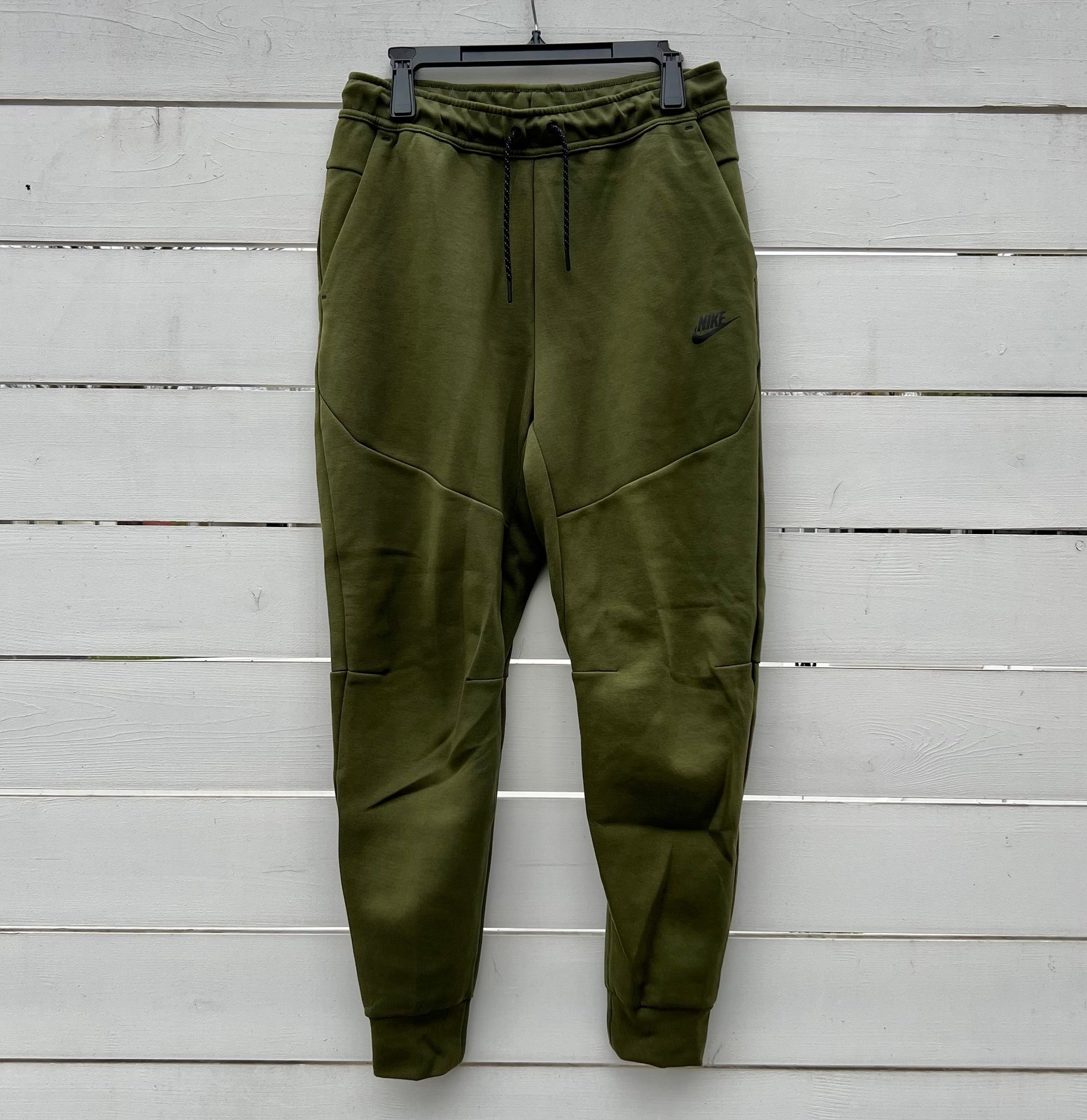 Nike Tech Fleece Joggers Men’s Size Medium
