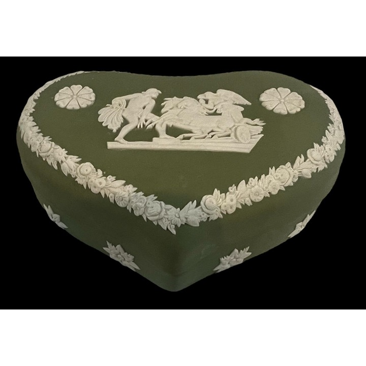 Vintage Wedgwood Jasperware Celadon Green Heart Shaped Trinket Jewelry Box
