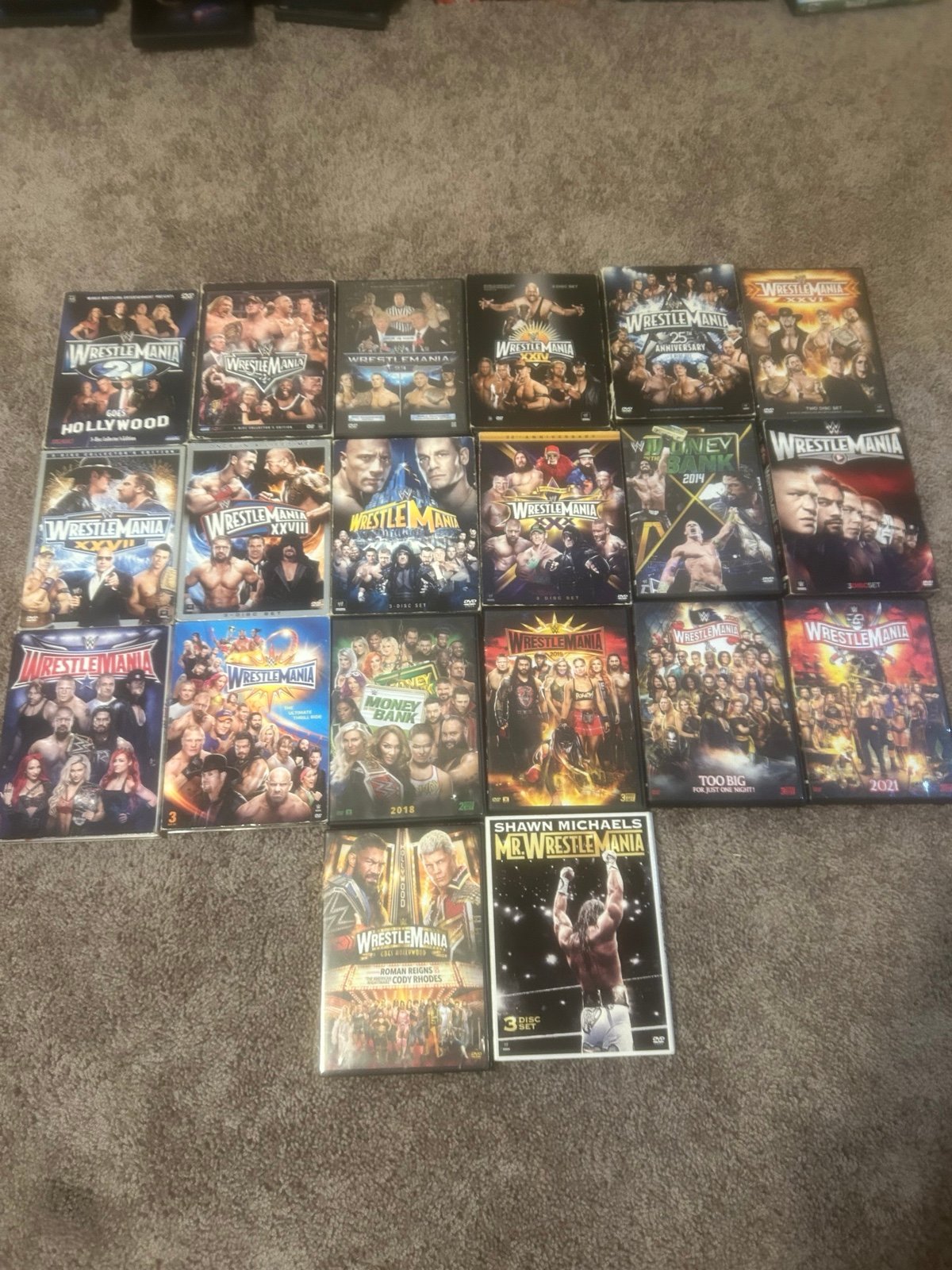 20 WWE DVDS Wrestlemania, money in the bank, Shawn Michaels MR Wrestlemania
