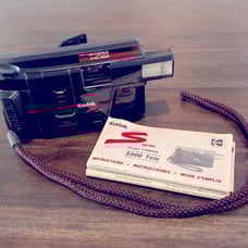 Vintage Kodak S900 35mm Camera with original pamphlet