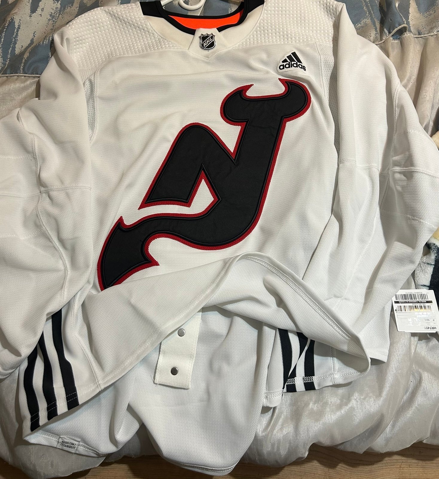 *RARE* New Jersey Devils Stadium Series practice jersey