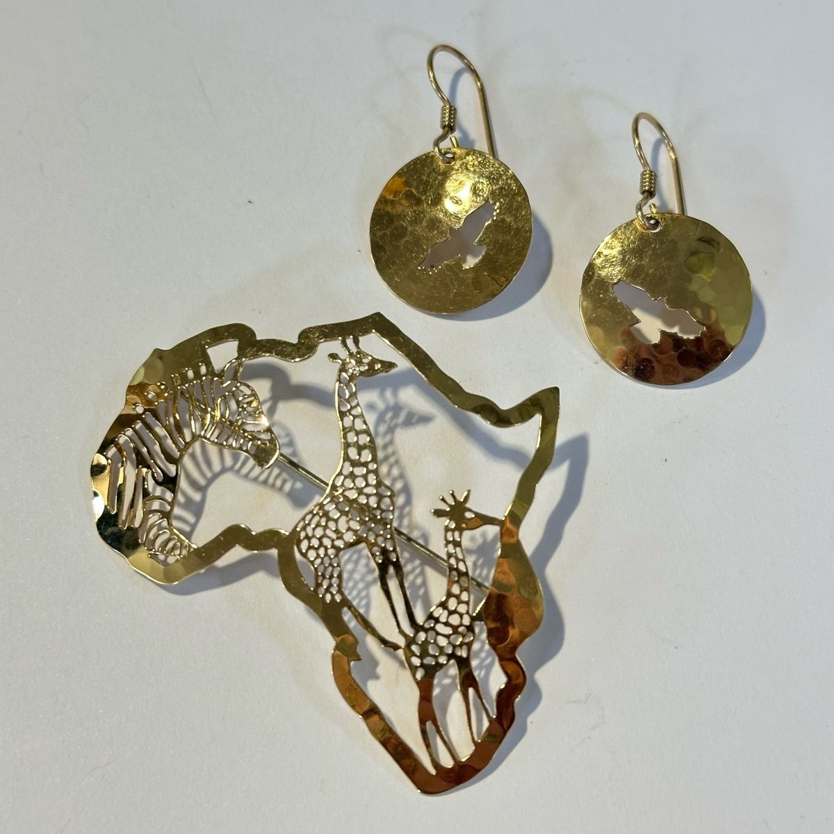 Wild Byrde Africa Zebra Giraffe Animal Bird Brooch Earring Lot