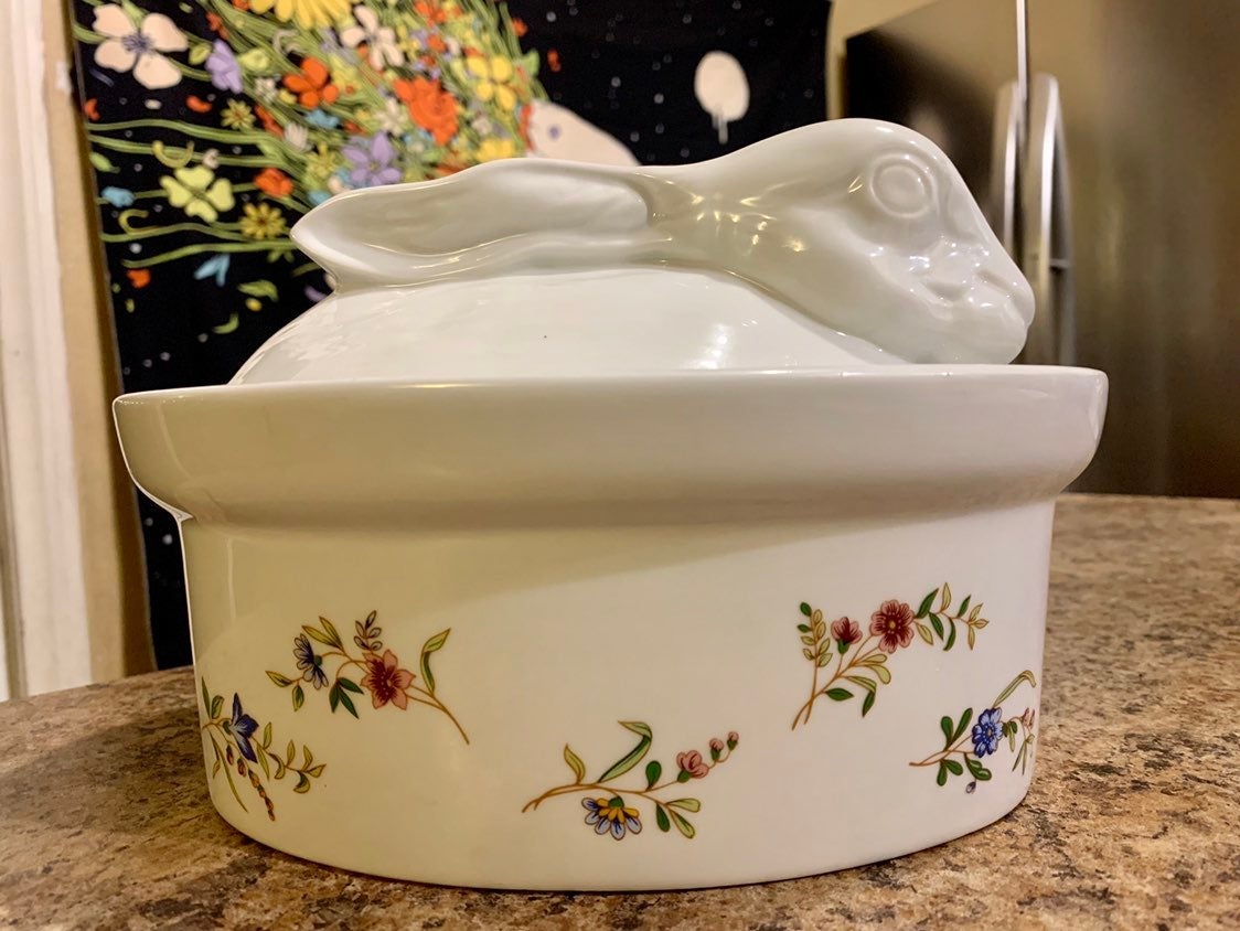 Bia Cordon Blue Vintage Casseroles | Mercari Bia Cordon Blue Vintage Casseroles | Mercari